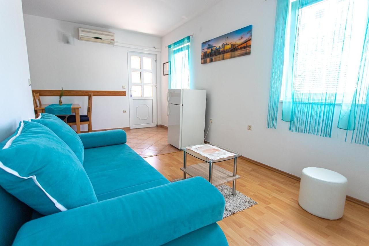 Apartments Ljubo Stari Grad  Buitenkant foto